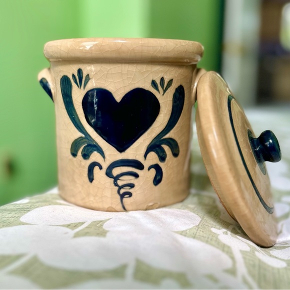 Vintage Cottagecore Glazed Pottery Heart Farmhouse Kitchen Food Storage With Lid - Picture 3 of 10